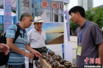 广西举行全域旅游大集市 近百地好物“齐聚一堂”