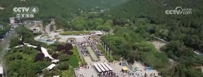 暑期旅游市场火爆 多地景区客流量保持高位运行