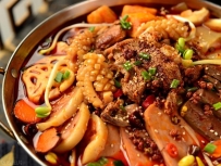 厨师长教你做毛血旺2种家庭做法，味道麻辣鲜香，值得收藏