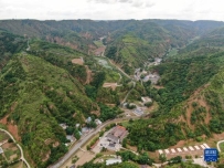 陕西延川：墟落旅游连续升温