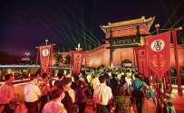 国内旅游消费连续“升温” “夜经济”体现亮眼