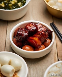 创新美食制作：醉人红烧肉