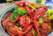 自制家常菜美食分享：回味无穷的家常美食