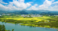 如今的旅游，已经不是诗和远方了