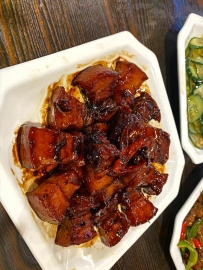 一波美食制作，各位敬请欣赏观看