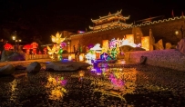 千年松州古城取景！《长安三万里》带火四川松潘旅游，天天欢迎游客超两万人